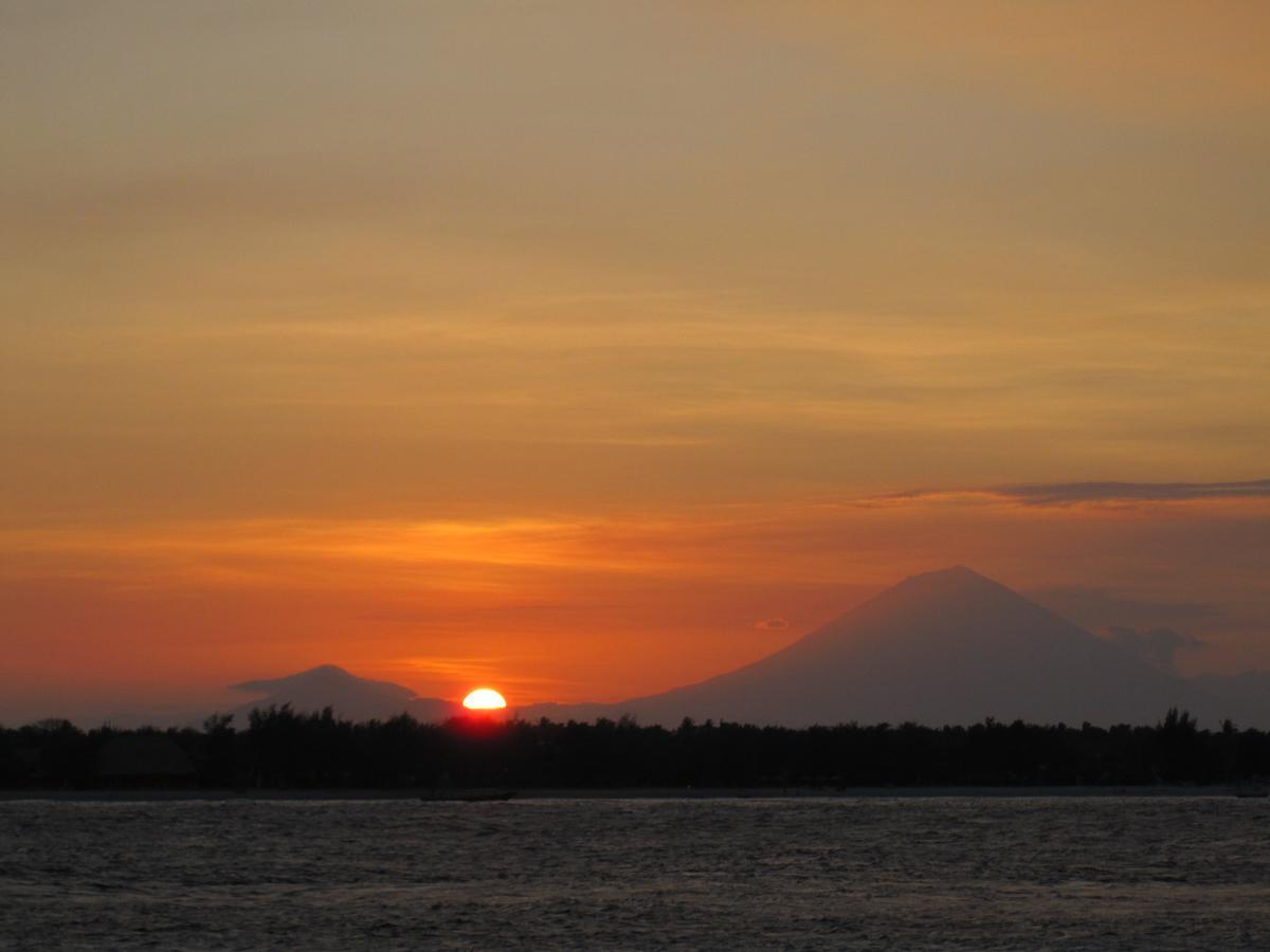 Jepun Bungalows Gili Meno Esterno foto