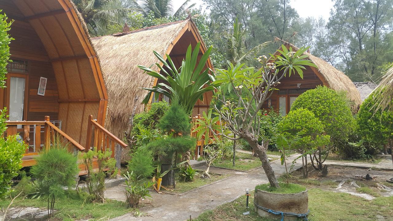 Jepun Bungalows Gili Meno Esterno foto